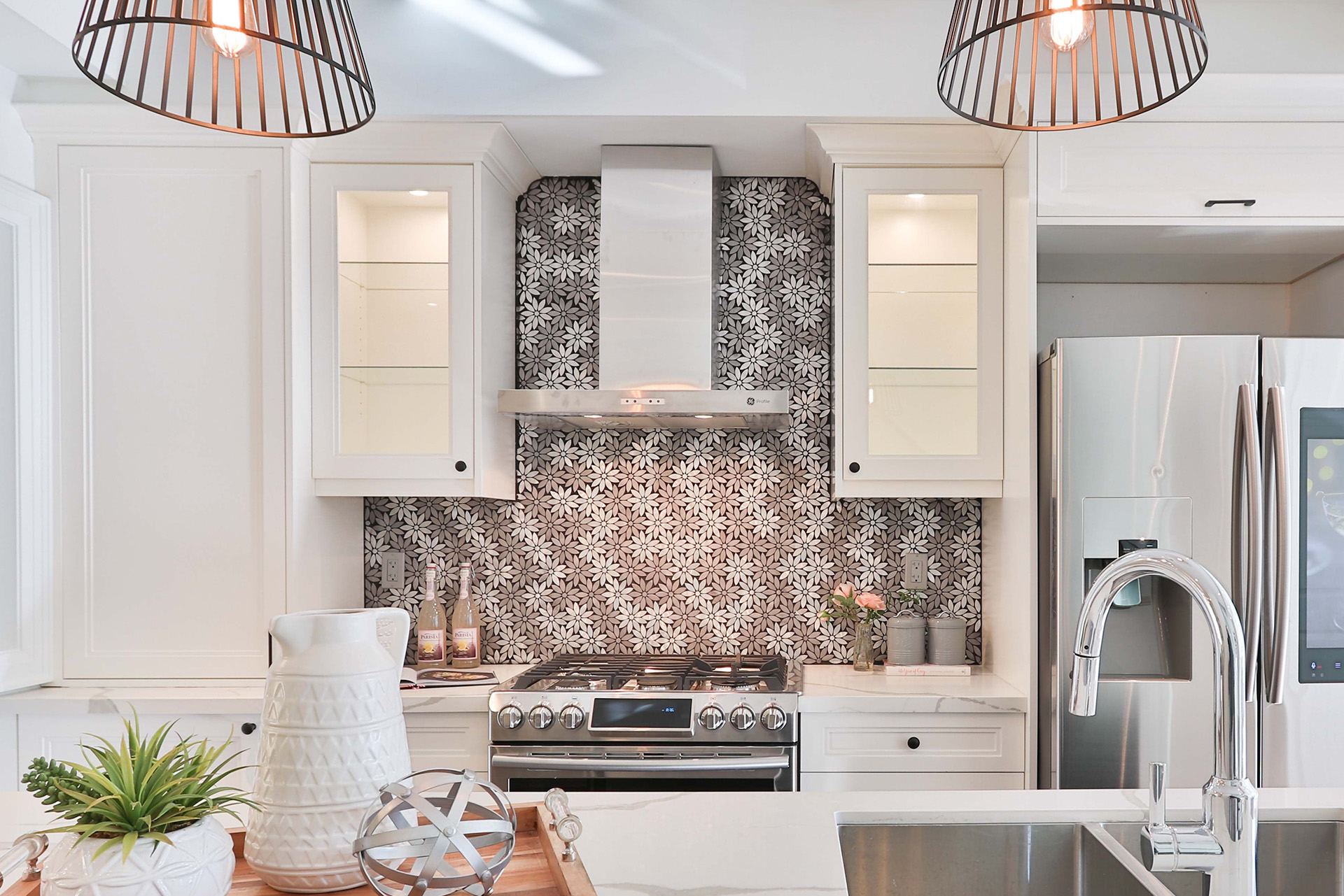 VAGUS HAUSTECHNIK - Küche mit Keramik Fliesen